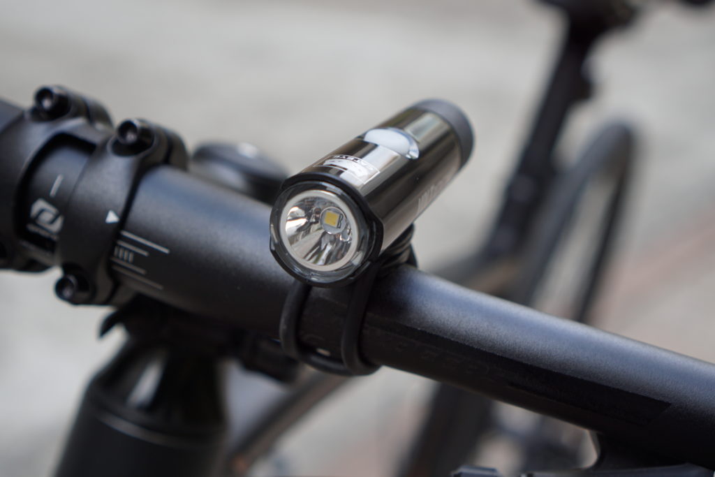 【おすすめの自転車用品】ヘッドライト キャットアイ VOLT100XCのレビュー