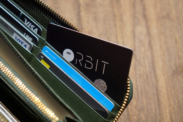 カード型忘れ物防止タグ FINDORBIT CARD 財布に入れる