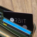 忘れ物防止タグ 【FINDORBIT CARD & FINDORBIT KEY】の購入レビューと使い方を解説。もうスマホ、財布、鍵はなくしません。※動画あり