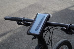 おすすめの自転車用品】トピークのスマホホルダー TOPEAK