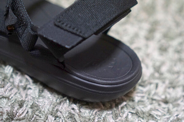 Teva(テバ)のサンダルは【テラフロート ユニバーサル ライト メンズ】が軽量＆スタイリッシュでおすすめ。ハリケーンXLT2とドリフトをアマゾンワードローブで徹底比較したレビュー