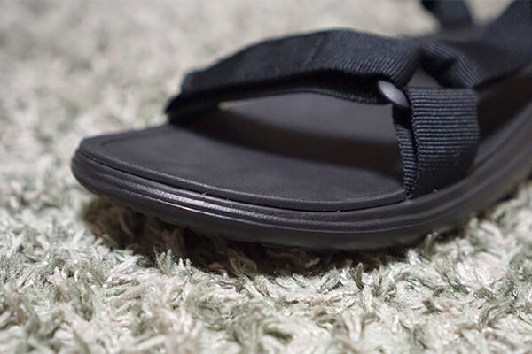 Teva(テバ)のサンダルは【テラフロート ユニバーサル ライト メンズ】が軽量＆スタイリッシュでおすすめ。ハリケーンXLT2とドリフトをアマゾンワードローブで徹底比較したレビュー
