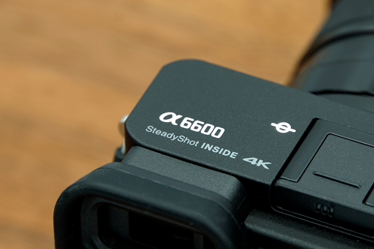 α6600のロゴ