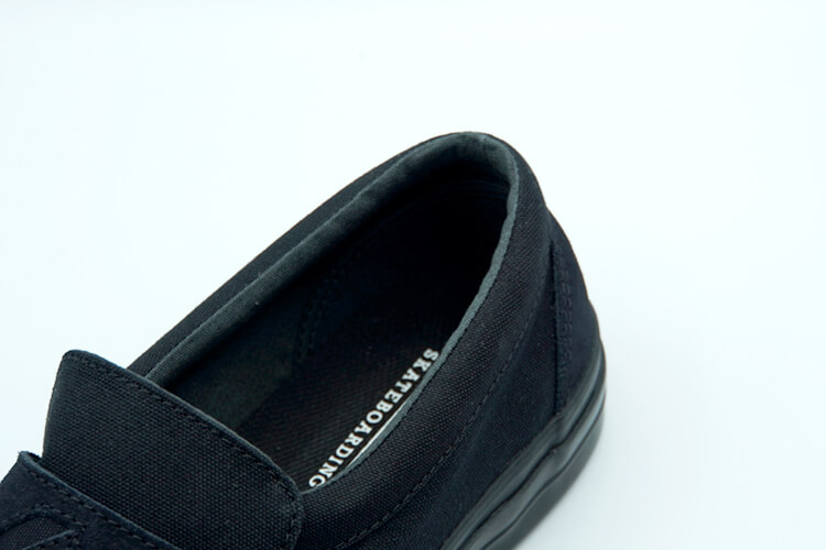 コンバース・CS LOAFER SKの履き口はクッション性が高い
