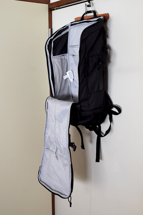 NIXON Hauler 35L Backpack（ニクソン ハウラー）は270度開けられる