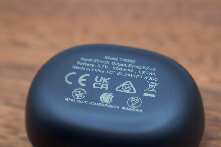 EarFun Air Pro 2の充電ケース　裏面