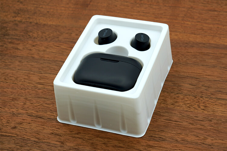 Earfun free miniのパッケージ　プラケース