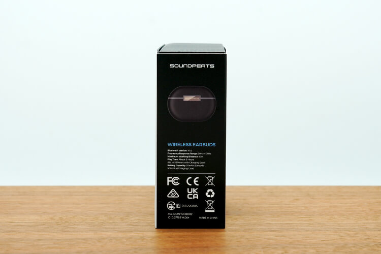 SOUNDPEATS Capsule3 Proのパッケージ　横