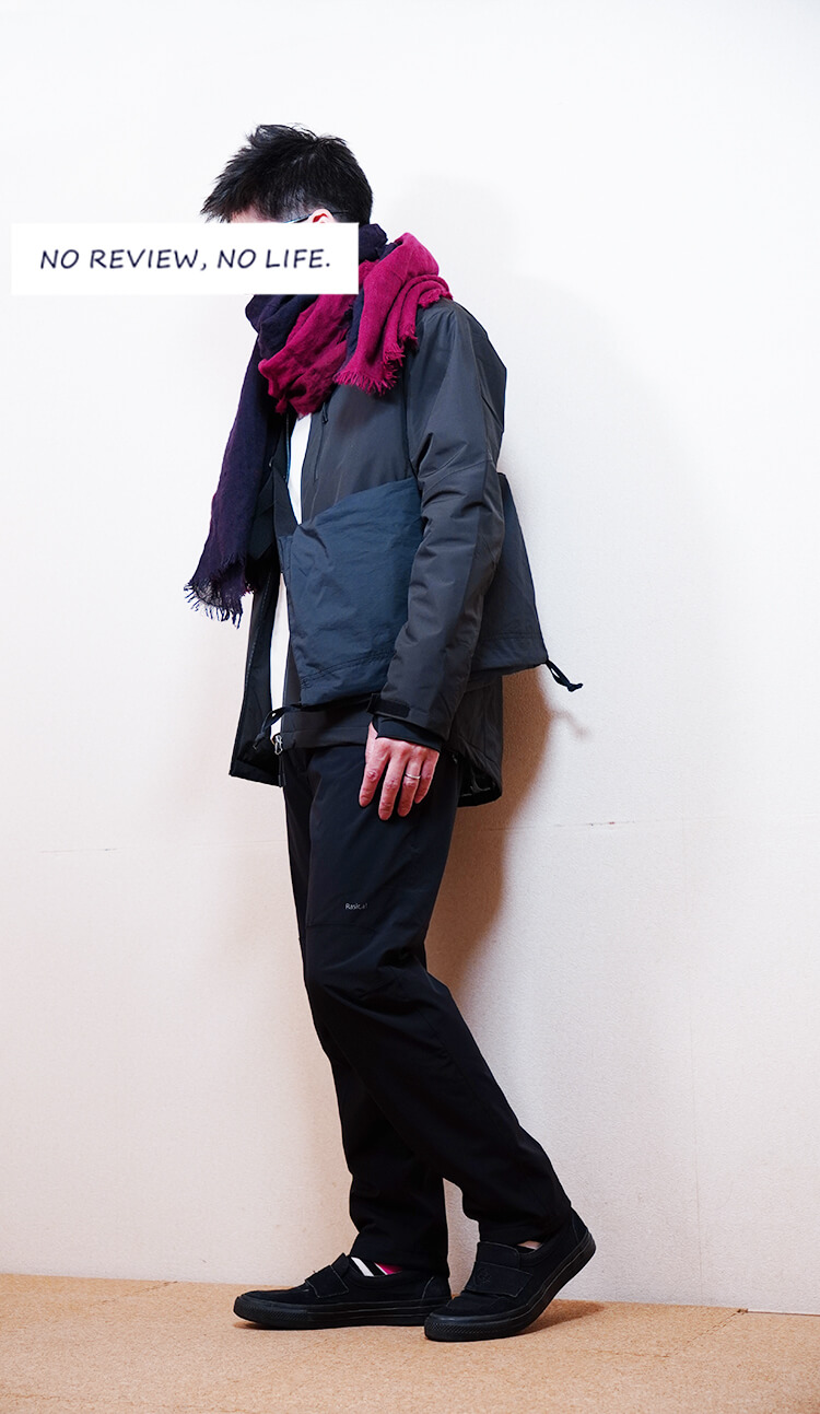 ラシカル フェアリーノヴァ 防寒パンツの着用イメージ　ジャケットとストールとバッグ