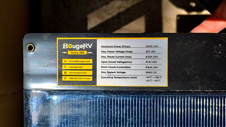 BougeRV Yuma CIGS系ソーラーパネル 200Wについているスペック表