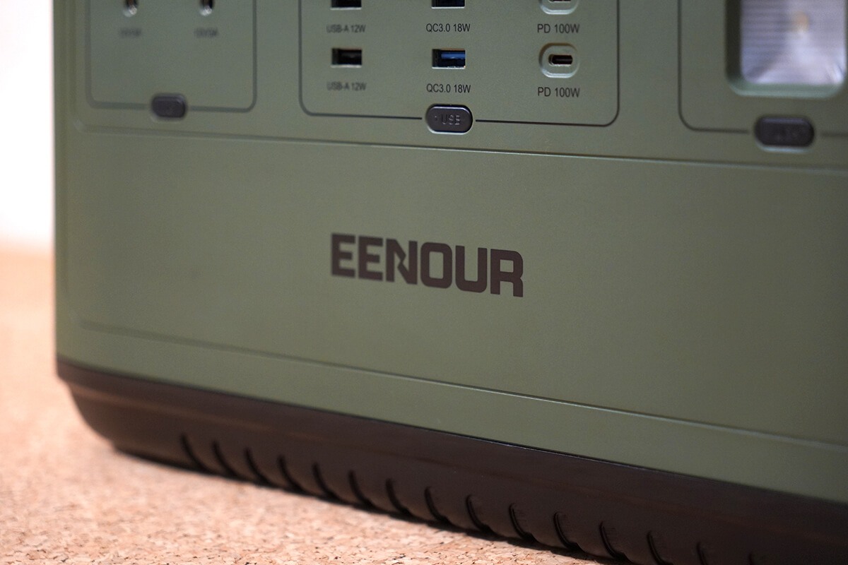 EENOUR P2001（ポータブル電源）のロゴ