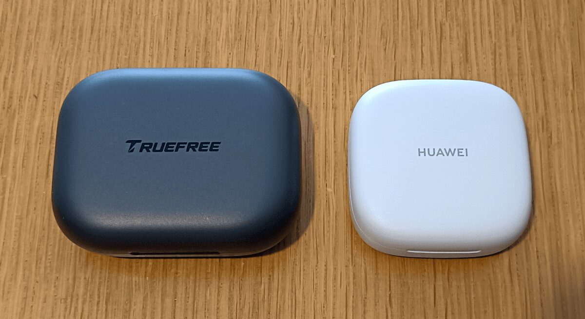 HUAWEI FreeArcとTRUEFREE01とのイヤホン比較　充電ケース　引き